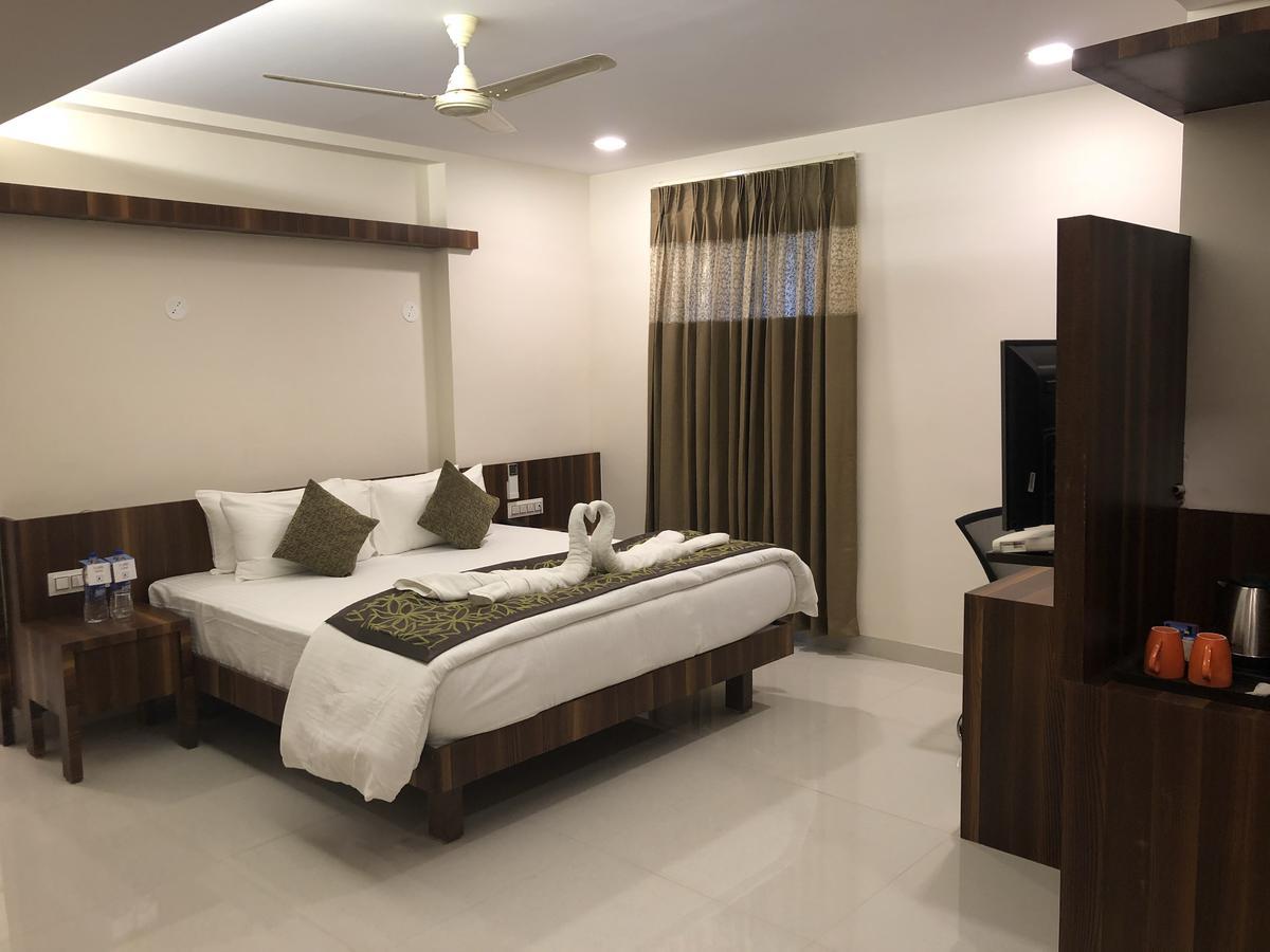 Kyriad Hotel Vijayapura By Othpl Bídzsápur Kültér fotó