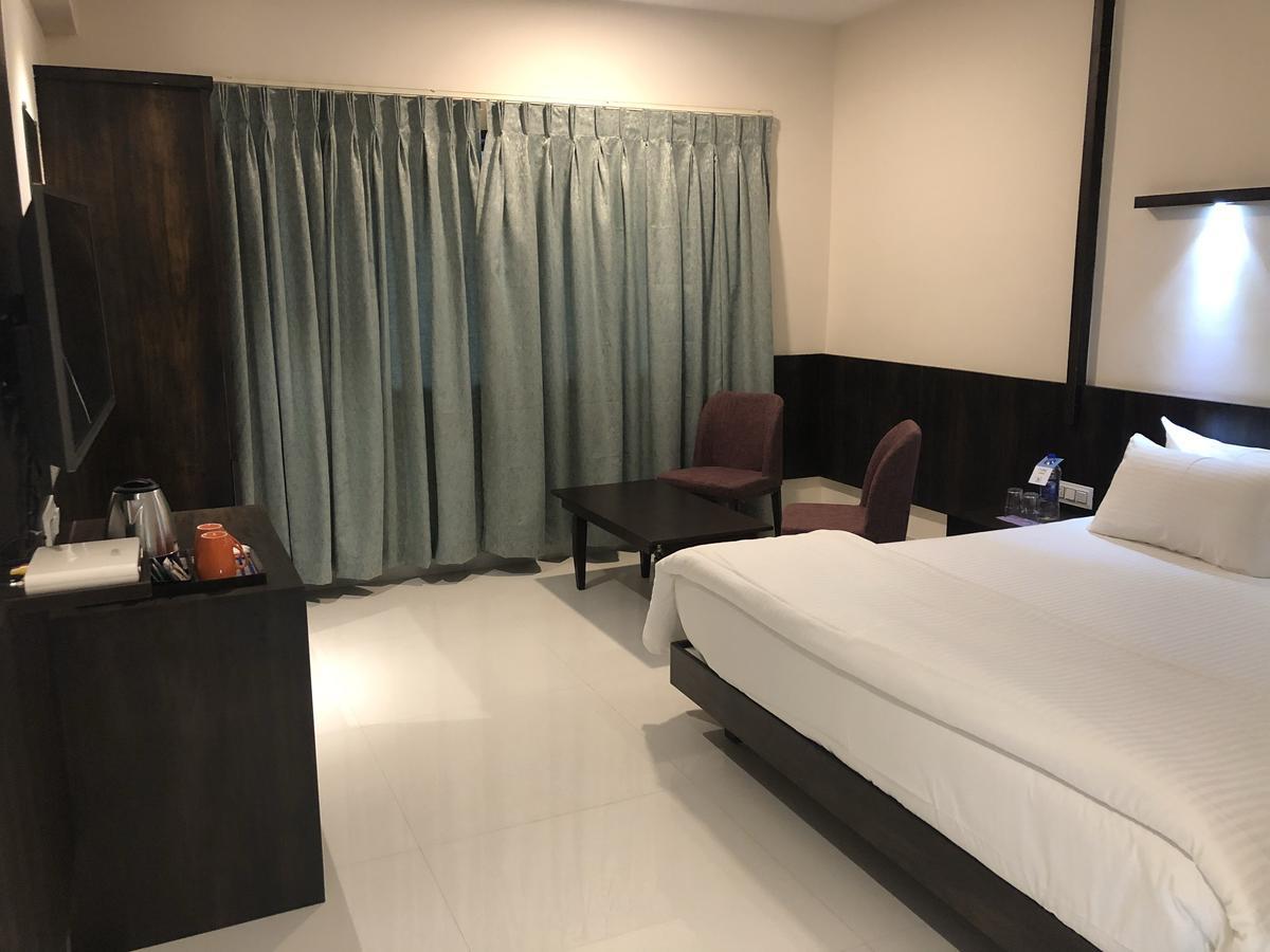Kyriad Hotel Vijayapura By Othpl Bídzsápur Kültér fotó