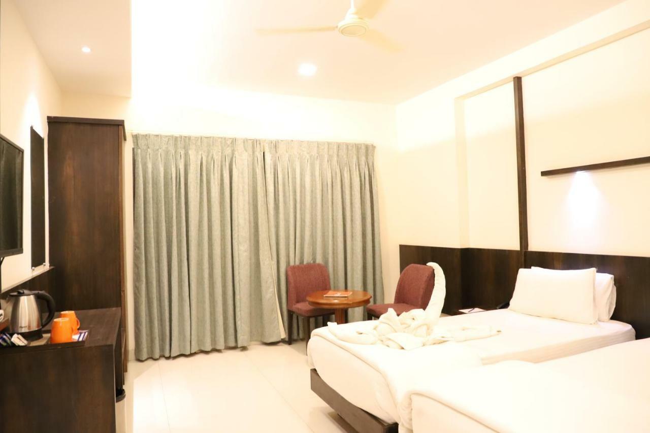 Kyriad Hotel Vijayapura By Othpl Bídzsápur Kültér fotó